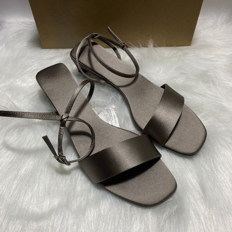 Luxury Satin Ankle Strap Low H - огляд і ціна Women Shoes Luxury Brand